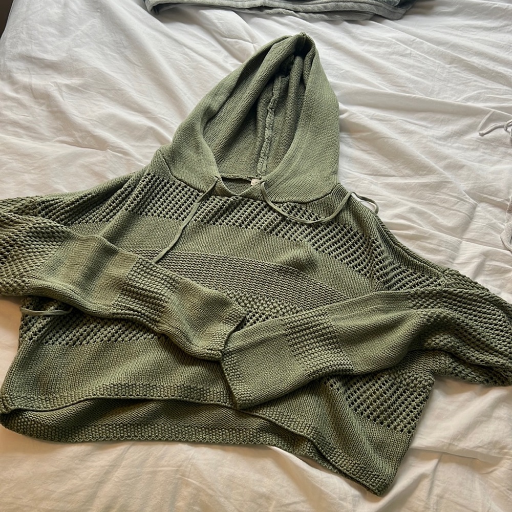 Garage medium cropped knitted hoodie